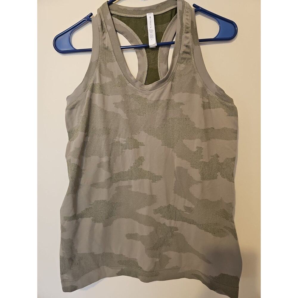 Athleta Momentum Camo Tank Top, Olive Green‎ Size M